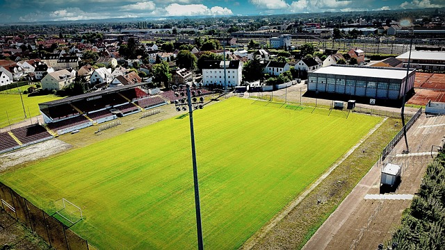 只要坚定方 只要坚定方